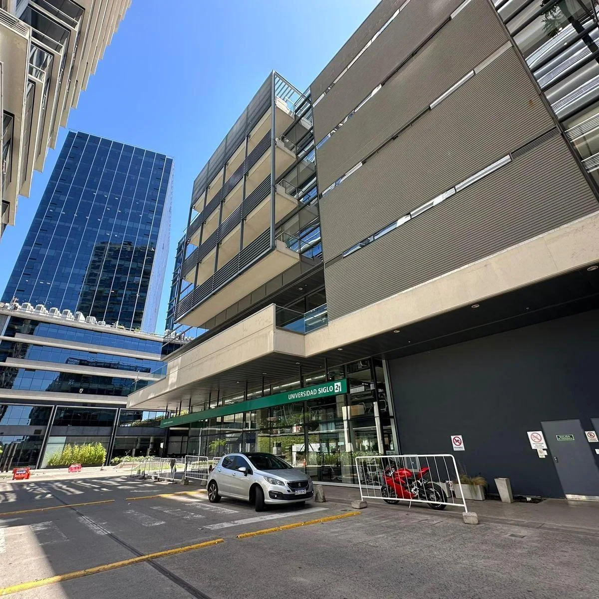 160 m² office in Al Río Vicente López