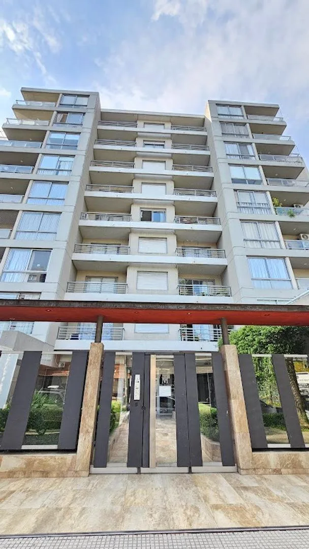 Apartamento de dois ambientes em Morón Norte com vaga