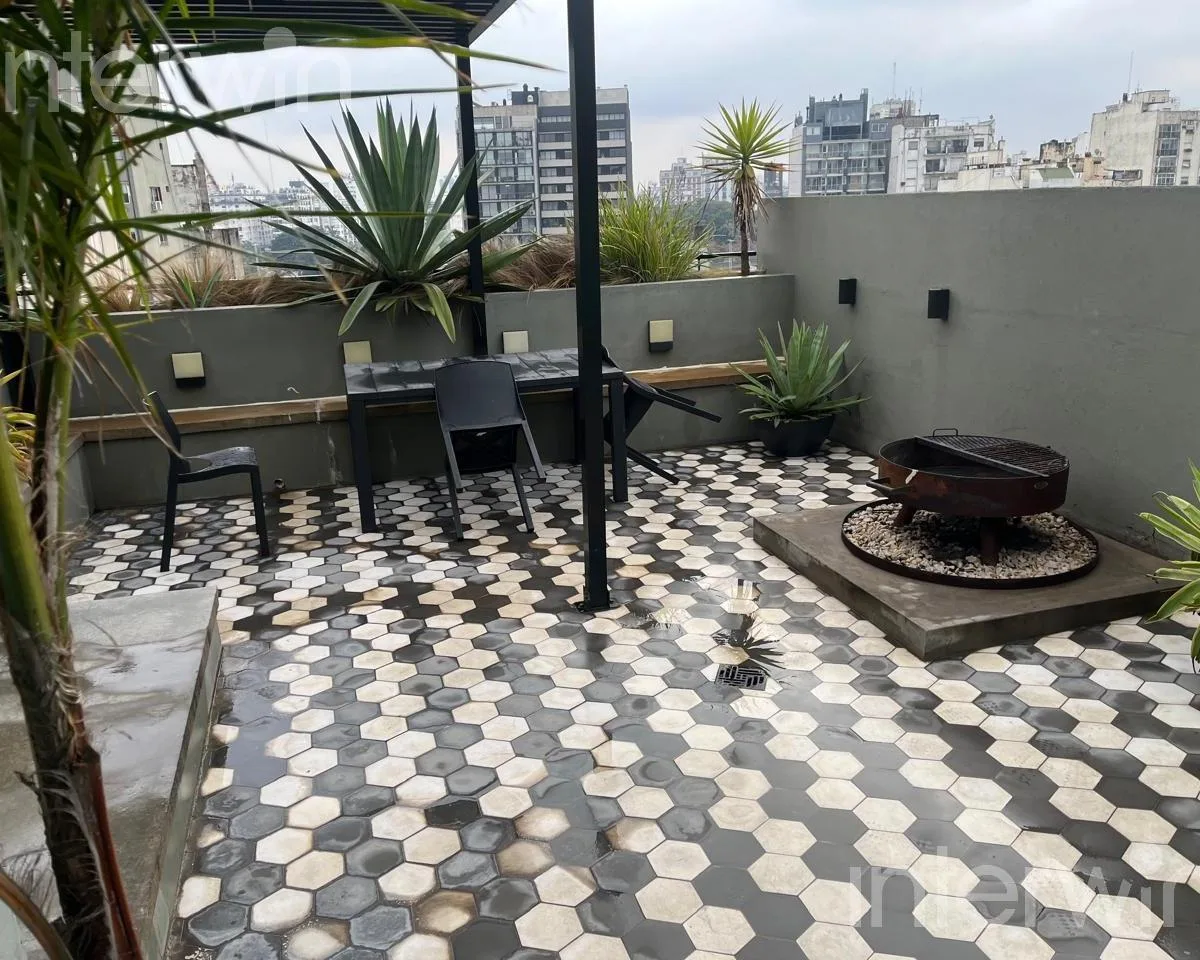 Квартира-студия в San Telmo с балконом