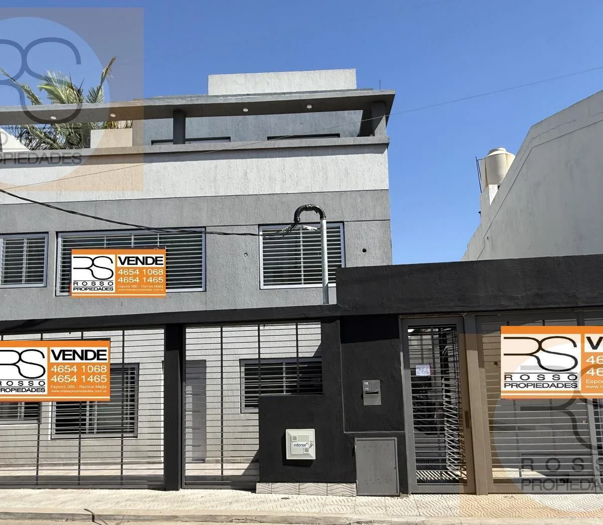 Two-room apartment with (covered) parking in Ramos Mejía