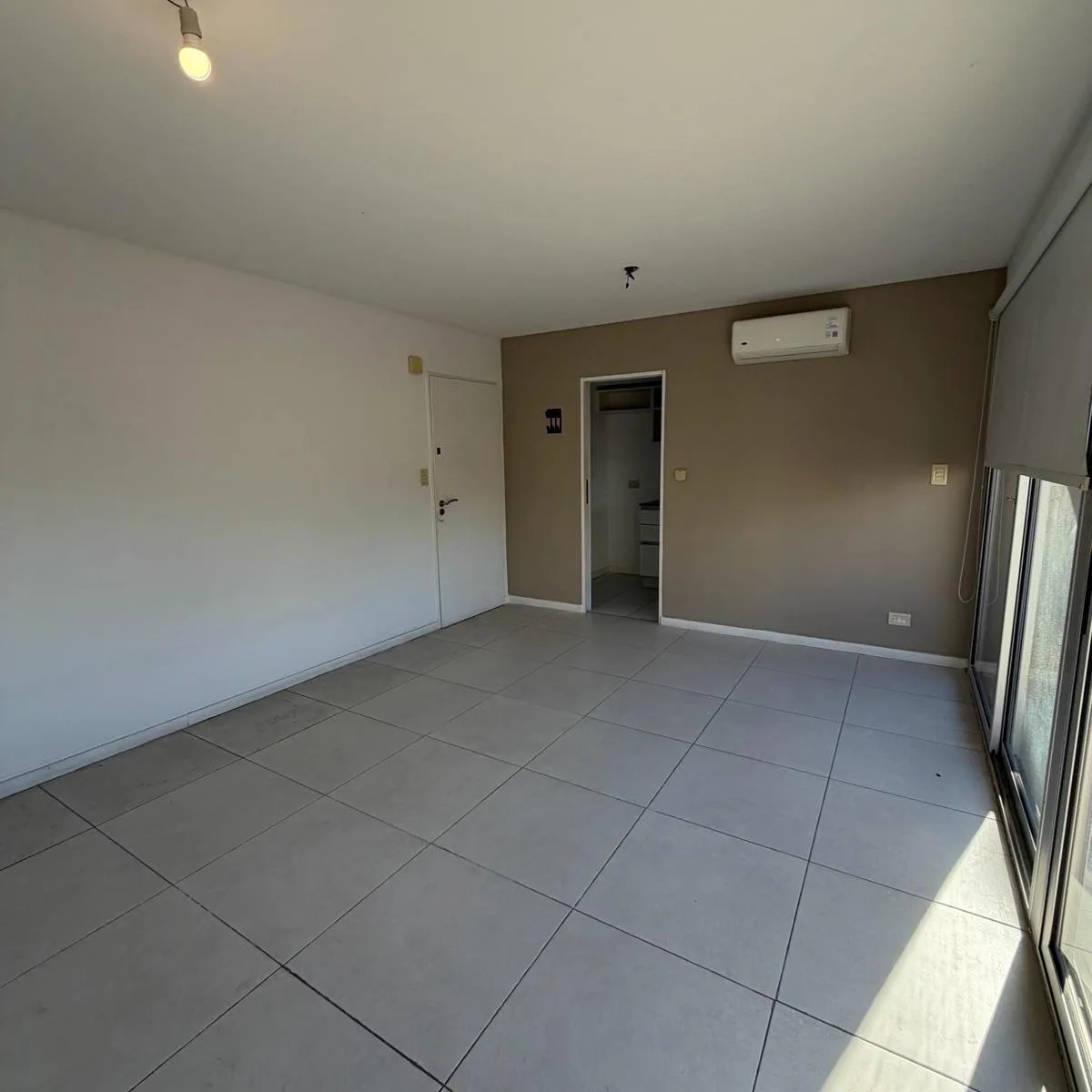 Departamento de 2 ambientes en Castelar Norte (Morón)