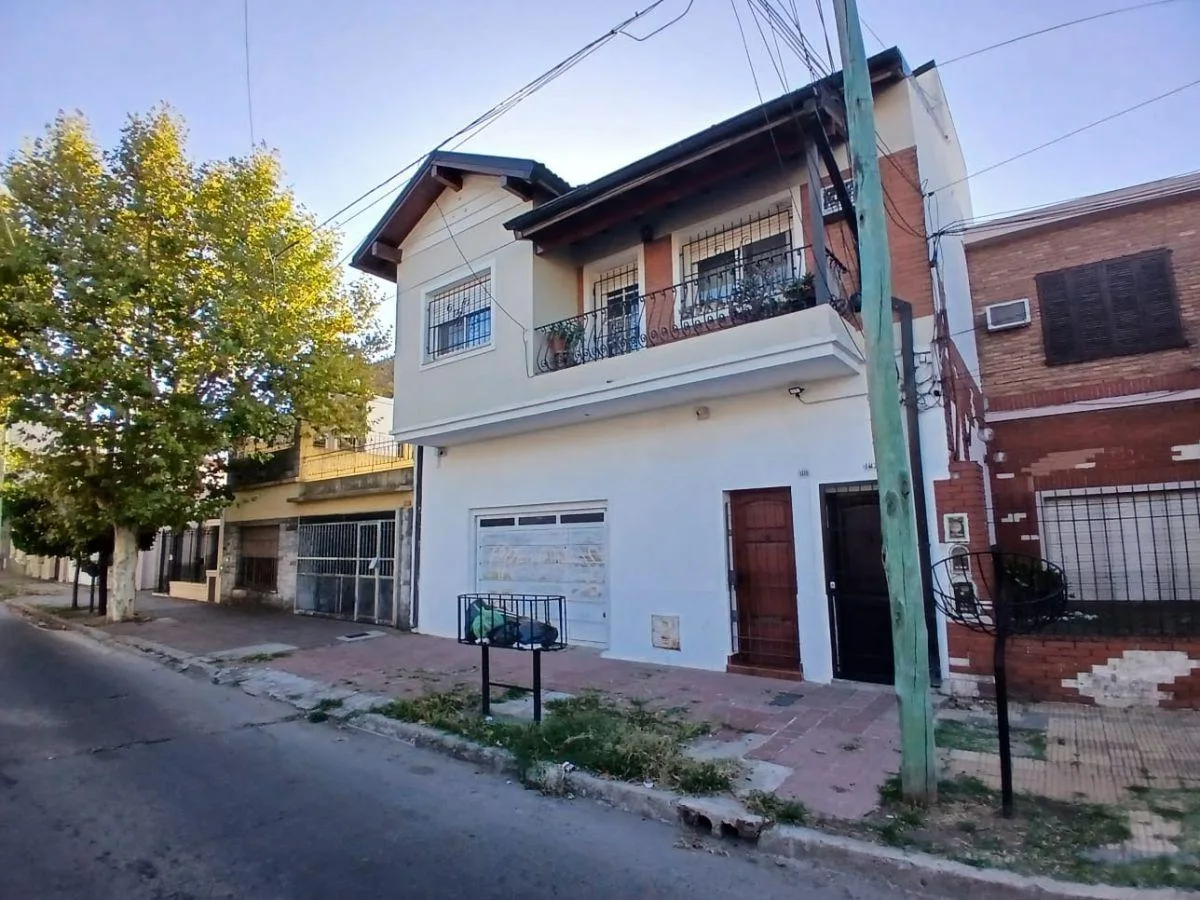 Alquiler PH 2 Ambientes en Pio XII 1417, Santos Lugares