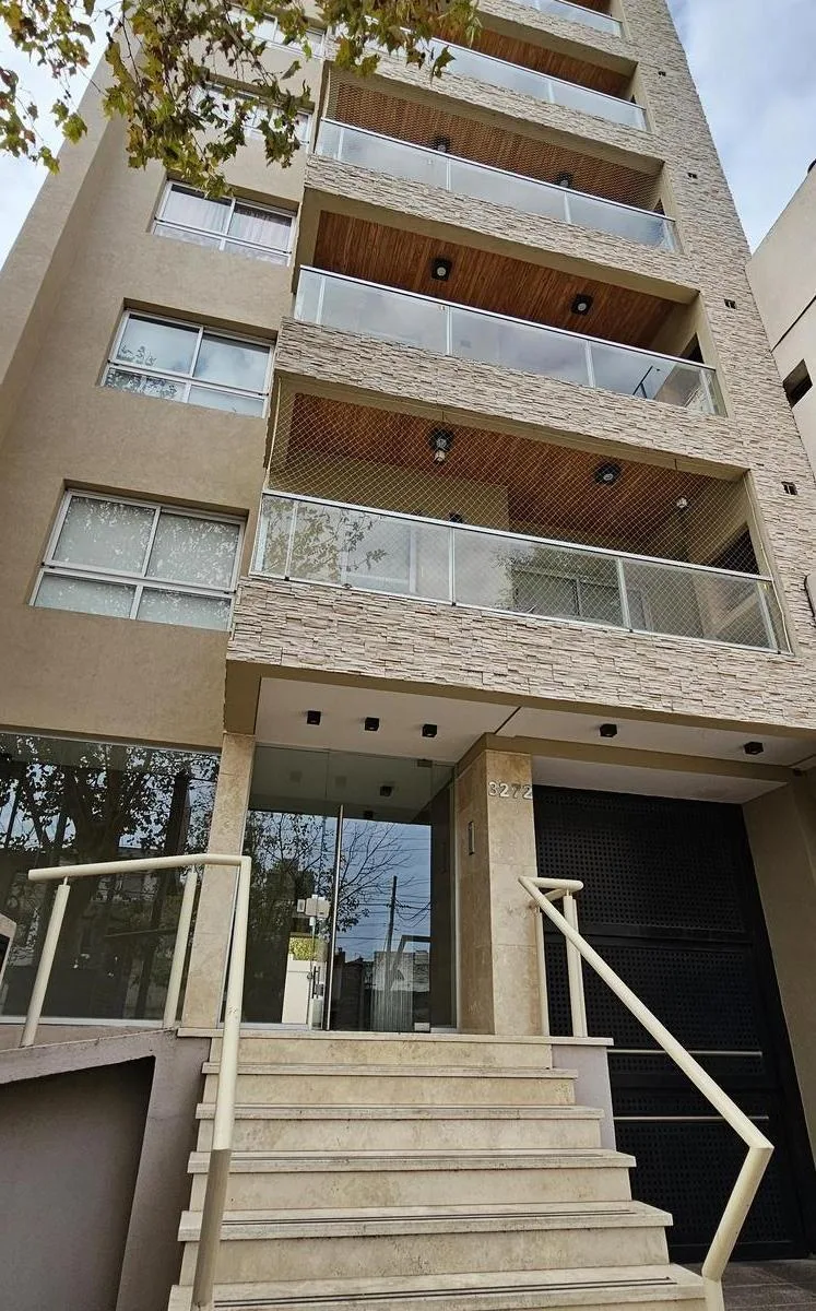 Apartamento novo em Lanús com 1 quarto