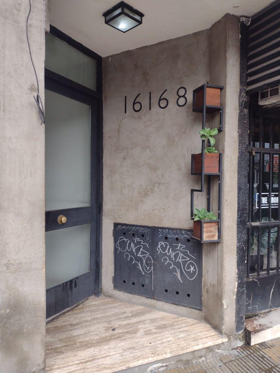 Departamento de 50 m&sup2; con 1 Dormitorio en Alquiler en Haedo Centro