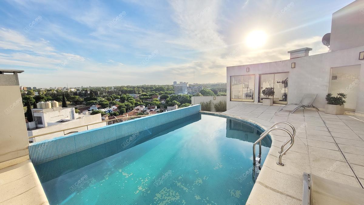 Apartamento de dois ambientes com varanda em Saavedra