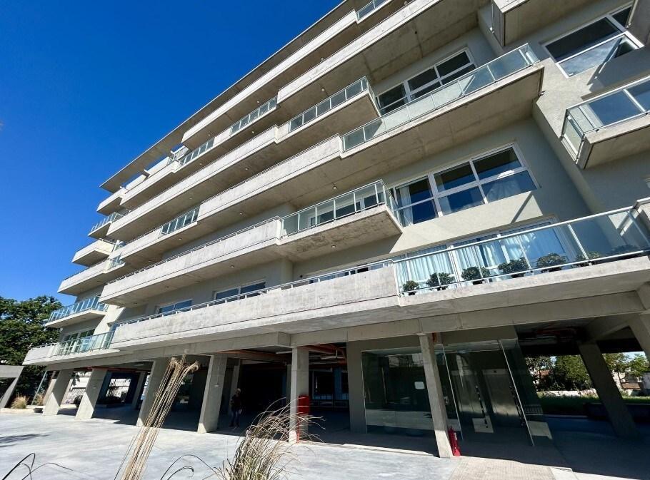Departamento de 1 ambiente a estrenar con cochera en Villa Martelli
