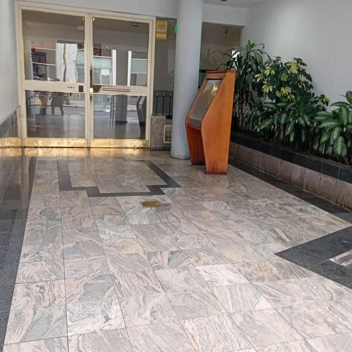 Departamento de 3 ambientes en alquiler en Liniers