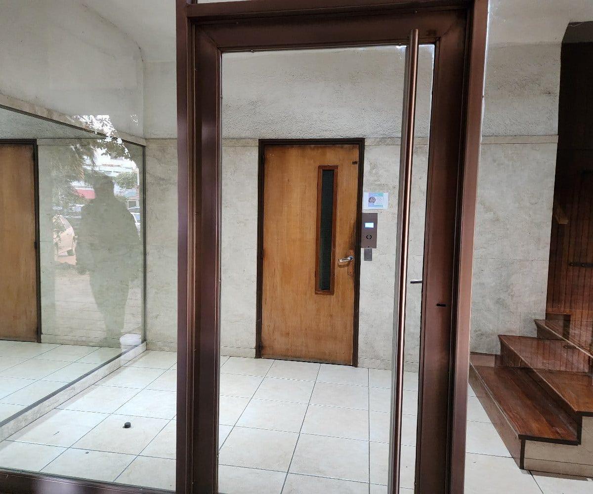 Departamento de 3 ambientes con cochera en Buenos Aires