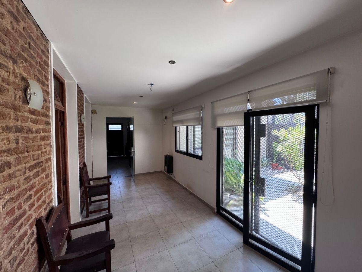 Ground-floor or upper-unit PH with 3 bedrooms in Quilmes Centro