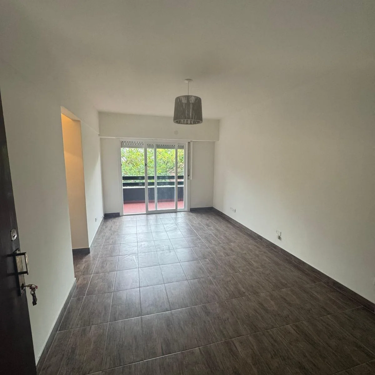 Departamento de 3 ambientes en Castelar