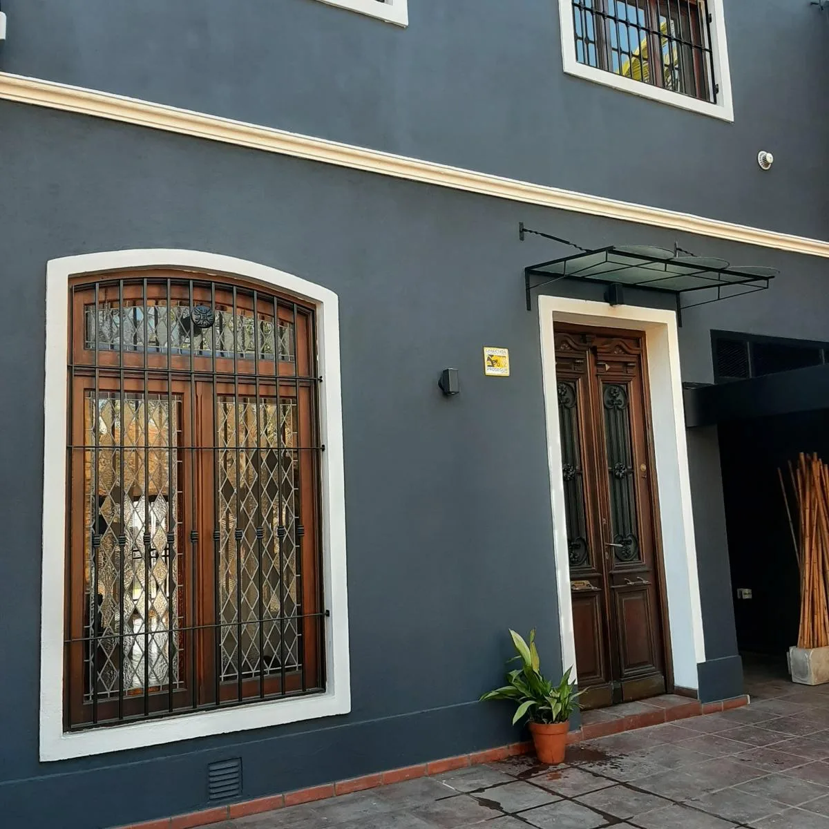 Casa de 5 ambientes con 4 dormitorios en Vicente López