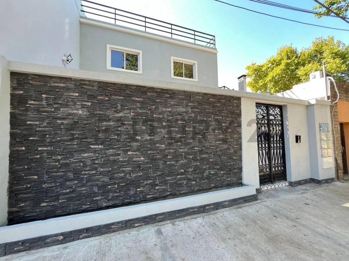 PH de 2 ambientes a estrenar en General San Martín con patio