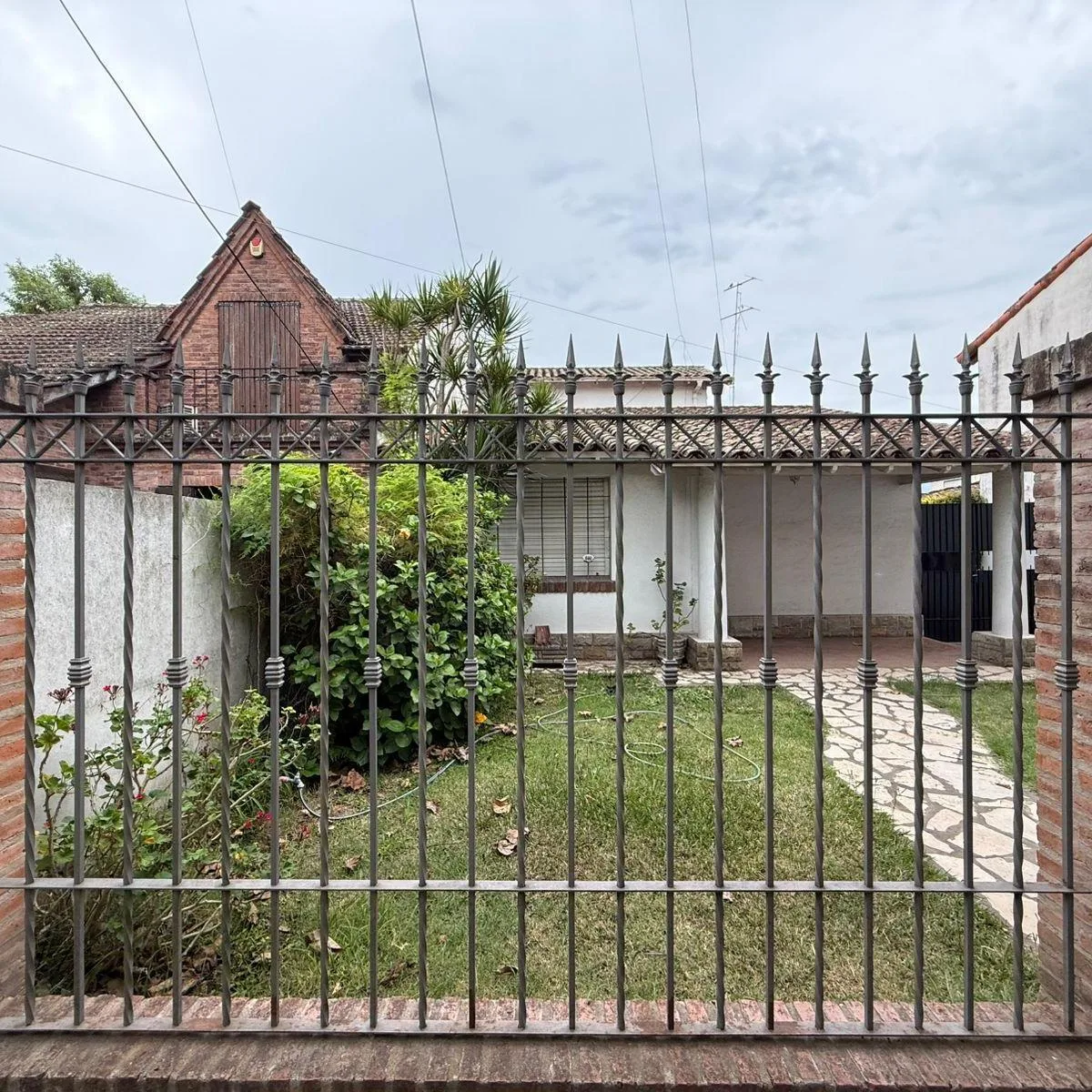 Se Alquila Casa Para Uso Comercial o Profesional en San Miguel
