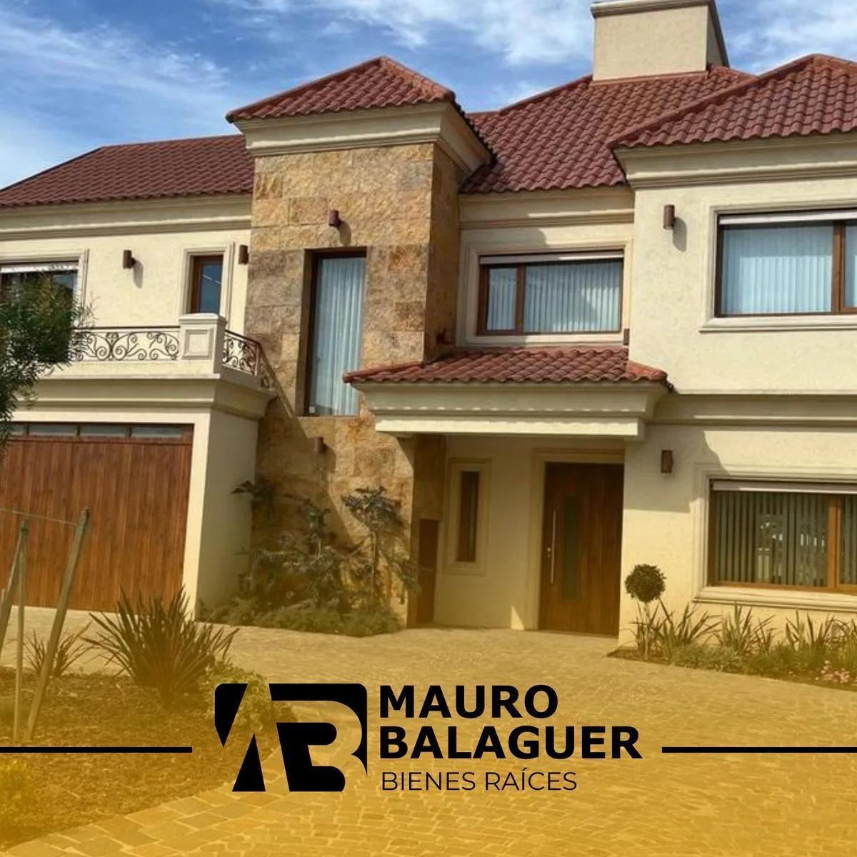 Casa amoblada de 4 dormitorios en Ciudad Evita