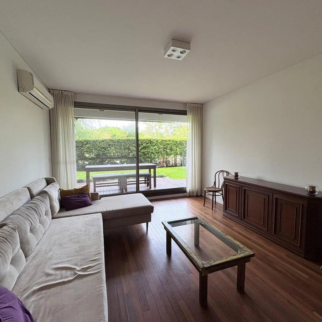 Departamento de 3 ambientes en planta baja en San Isidro