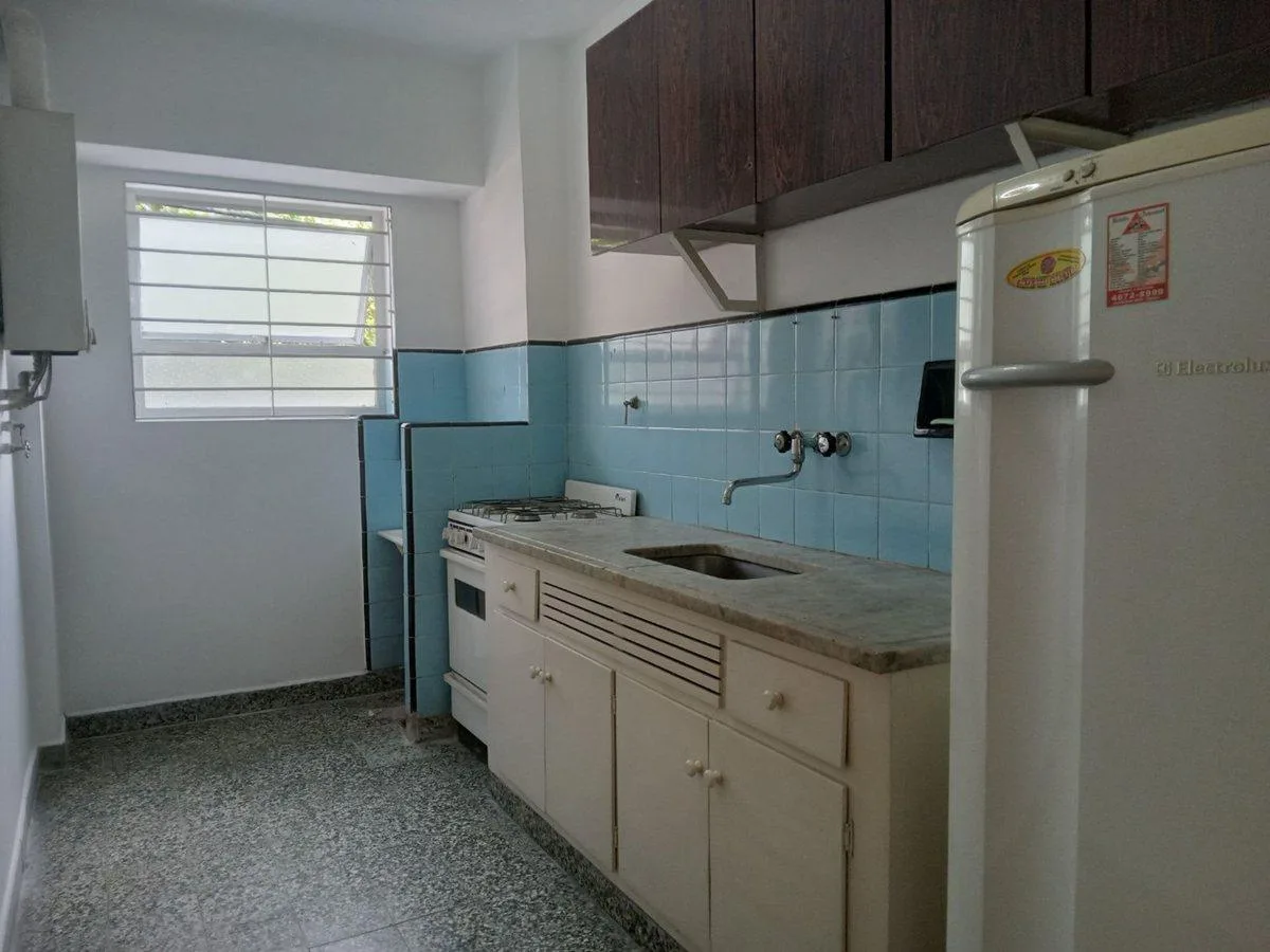 Departamento de 3 ambientes con balcón en Floresta