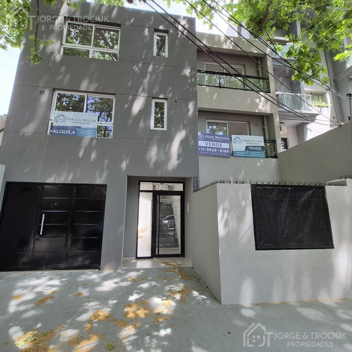 Квартира-студия с патио в Lomas de Zamora (новая)