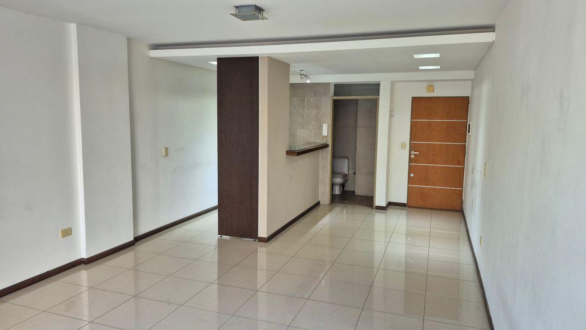 Monoambiente al frente en alquiler en Villa Urquiza