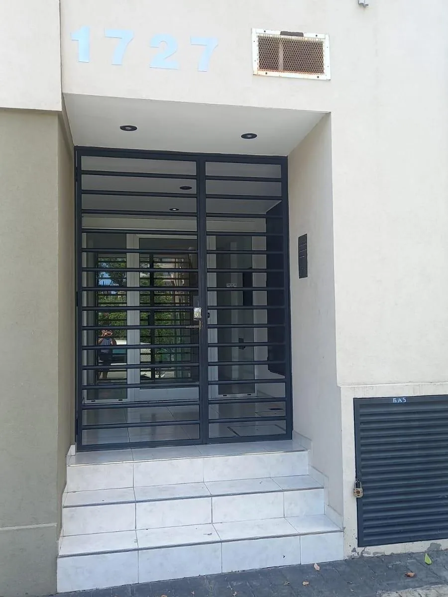 Departamento de 2 ambientes con patio en Lomas de Zamora