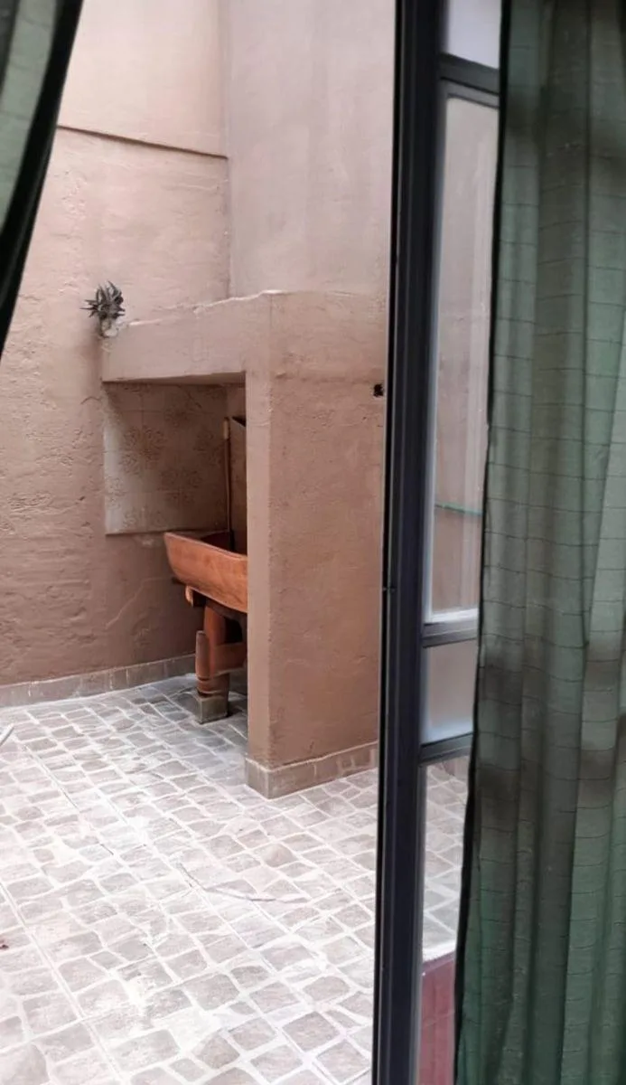 One-bedroom PH in Lanús