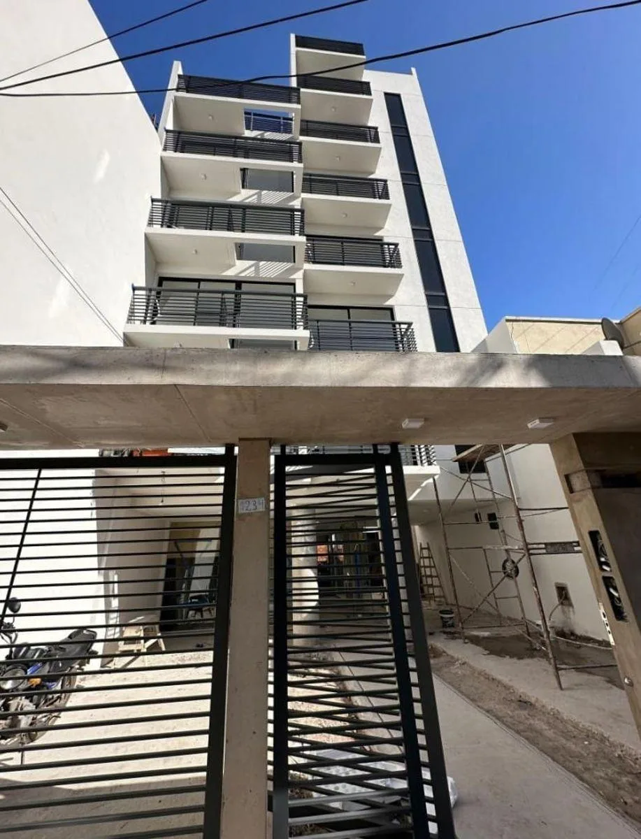 Kitnet novo (nunca habitado) em Morón