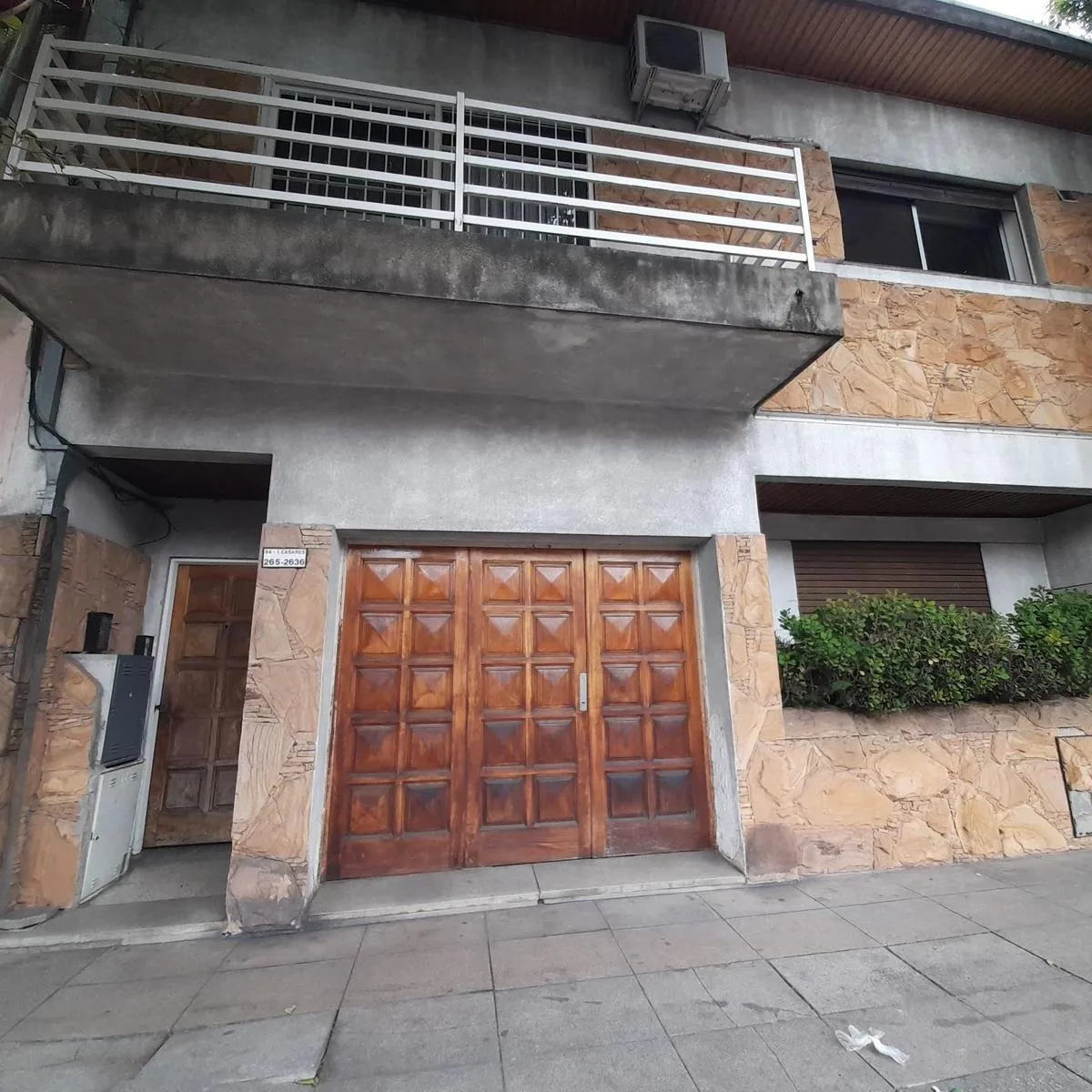 PH de 3 ambientes com pátio e terraço em General San Martín