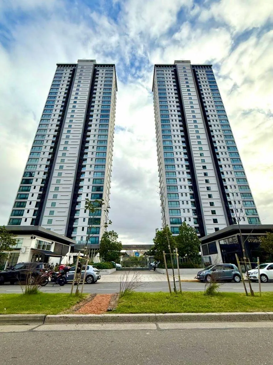 Apartamento de dois ambientes com vaga de garagem em Puerto Madero