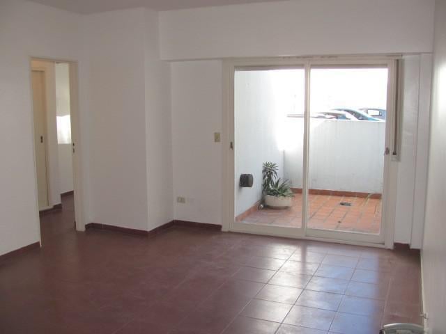 Apartamento de 2 ambientes no térreo em Palermo