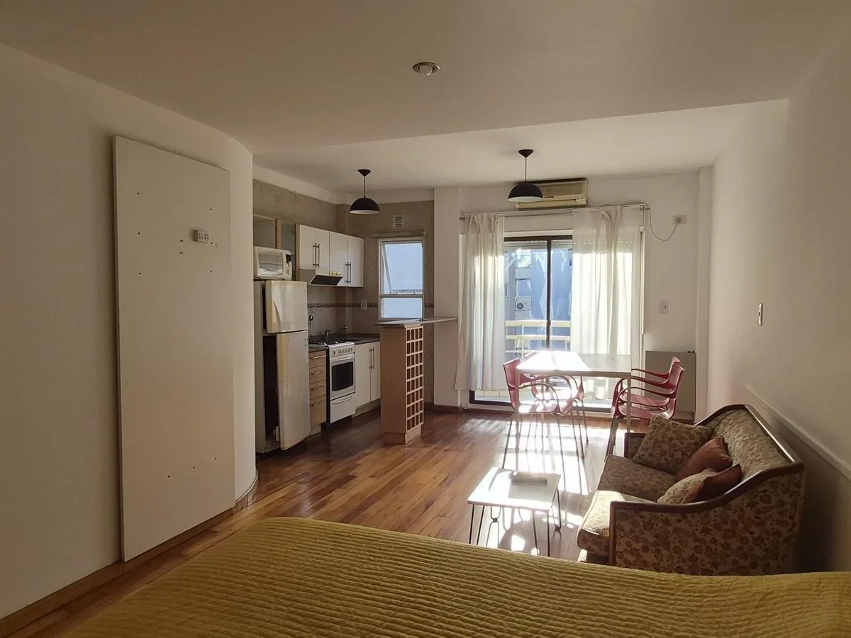 Квартира-студия с балконом в Balvanera