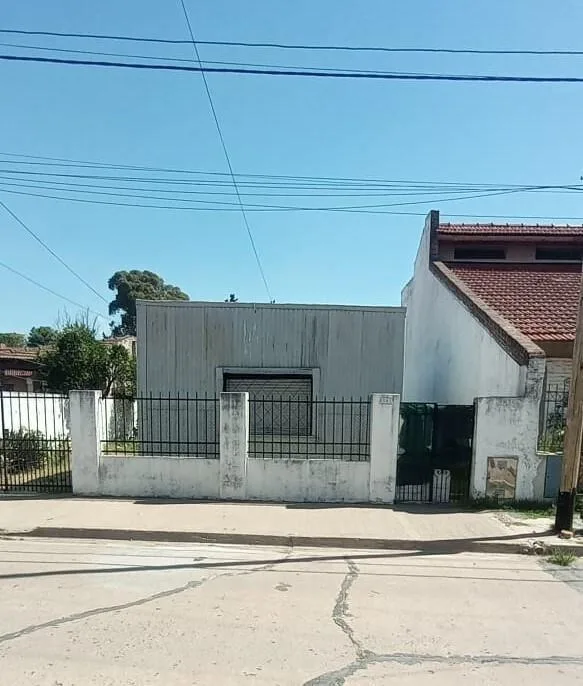 Two-bedroom house in Wilde, Avellaneda