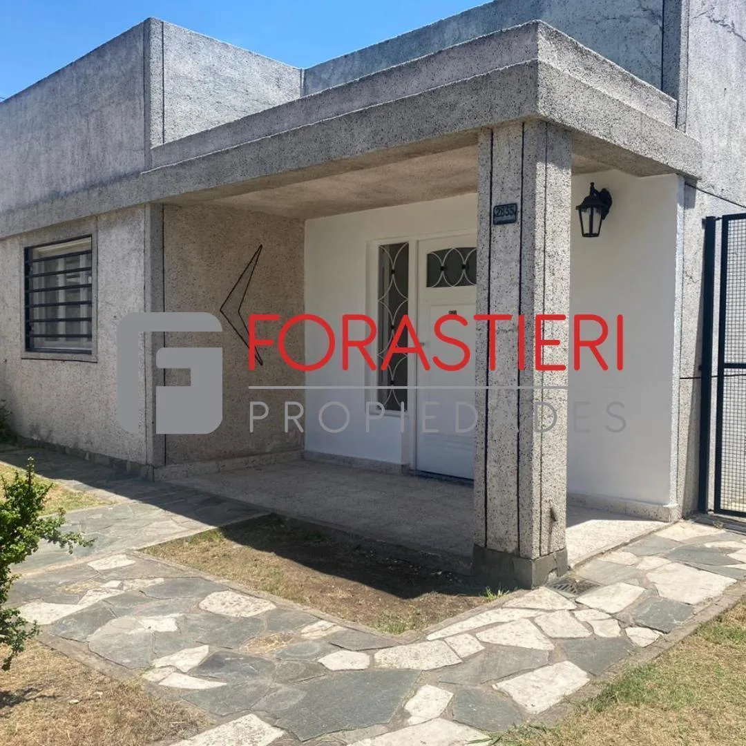 Three-room house with 2 bedrooms in Victoria