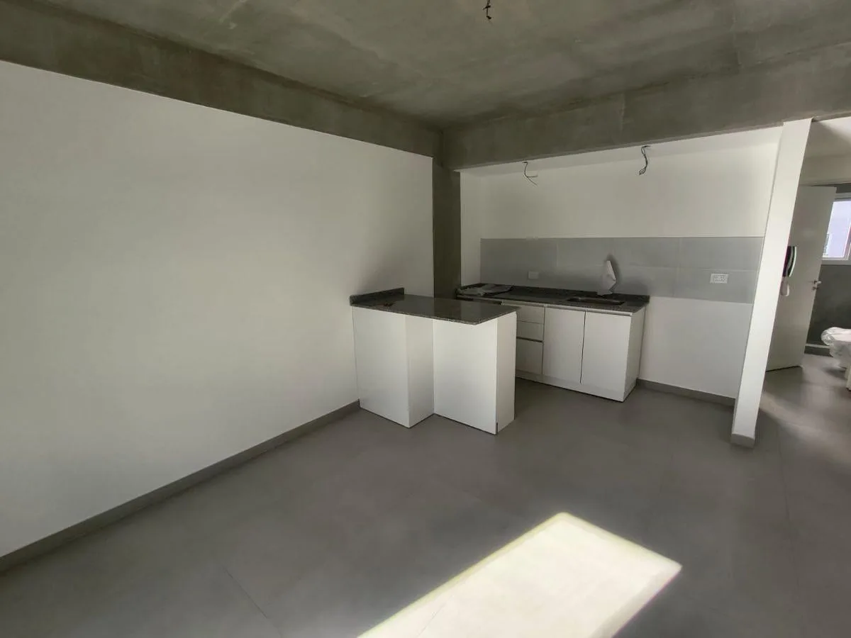 Brand new two-room apartment with balcony in Lomas de Zamora