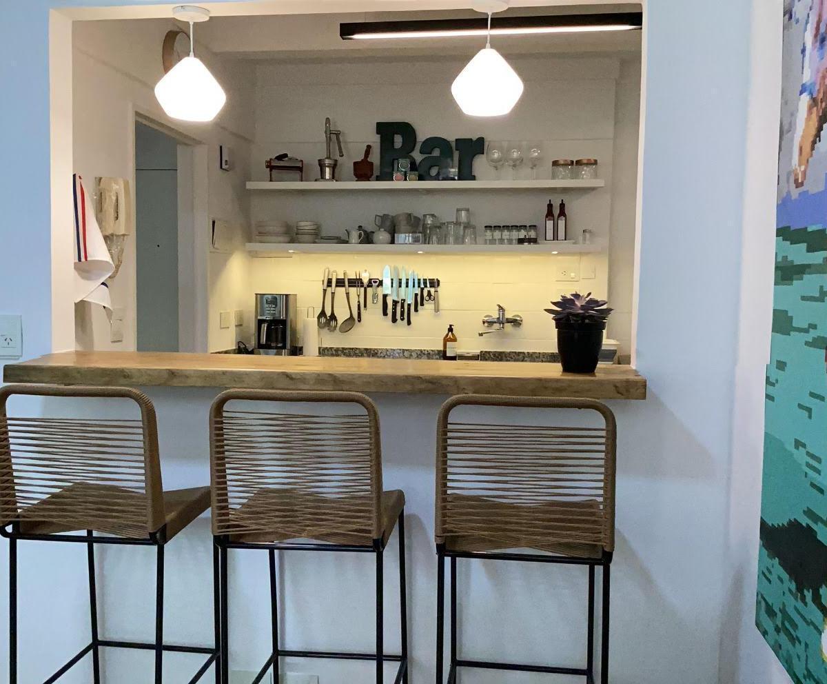 Furnished three-bedroom apartment with balcony in Colegiales