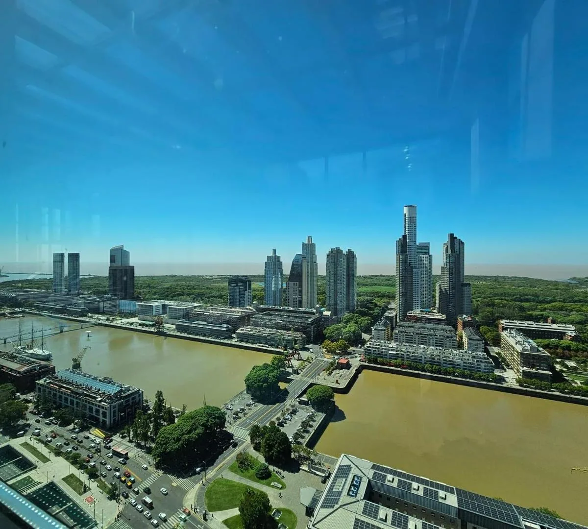 Kitnet novo em Puerto Madero com varanda