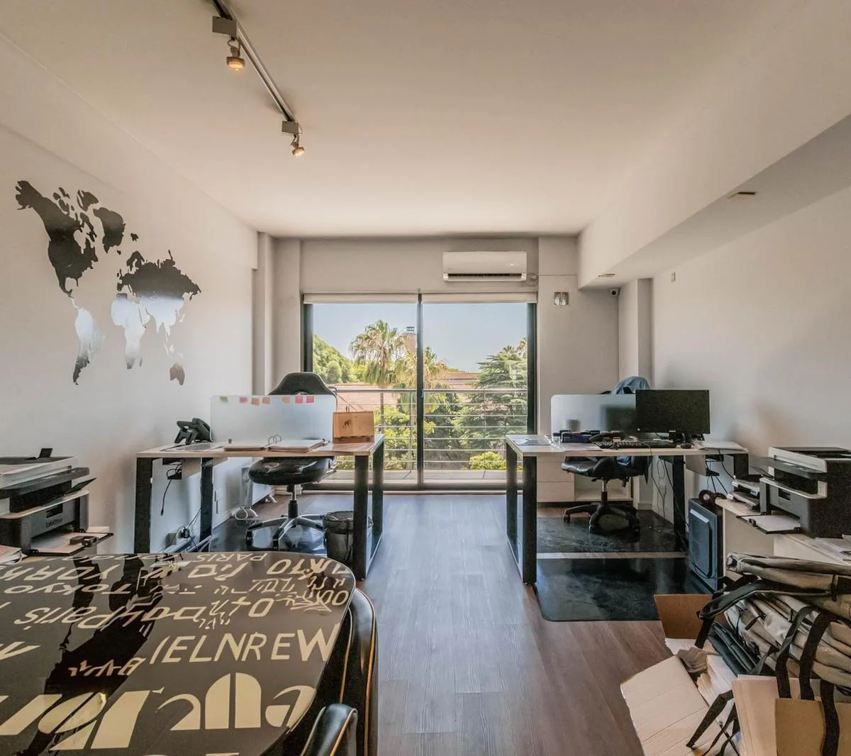 Two-room apartment on Av. del Libertador in Núñez