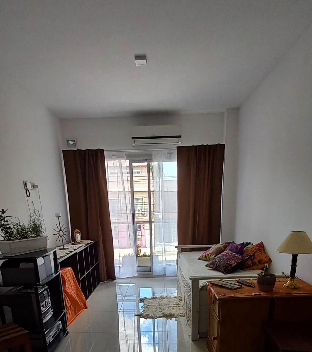 Monoambiente amoblado en Lomas de Zamora