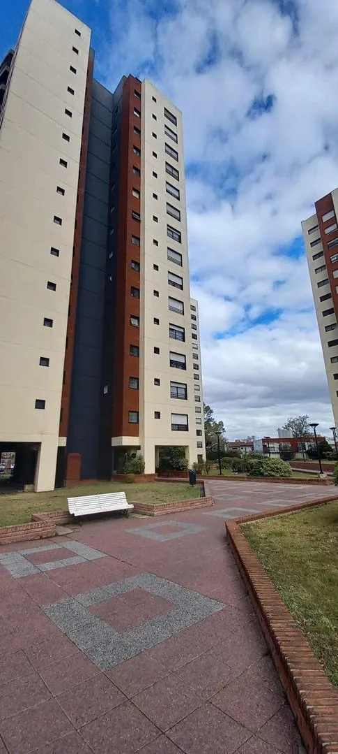 Two-bedroom three-room apartment in Torres de Guido, Quilmes