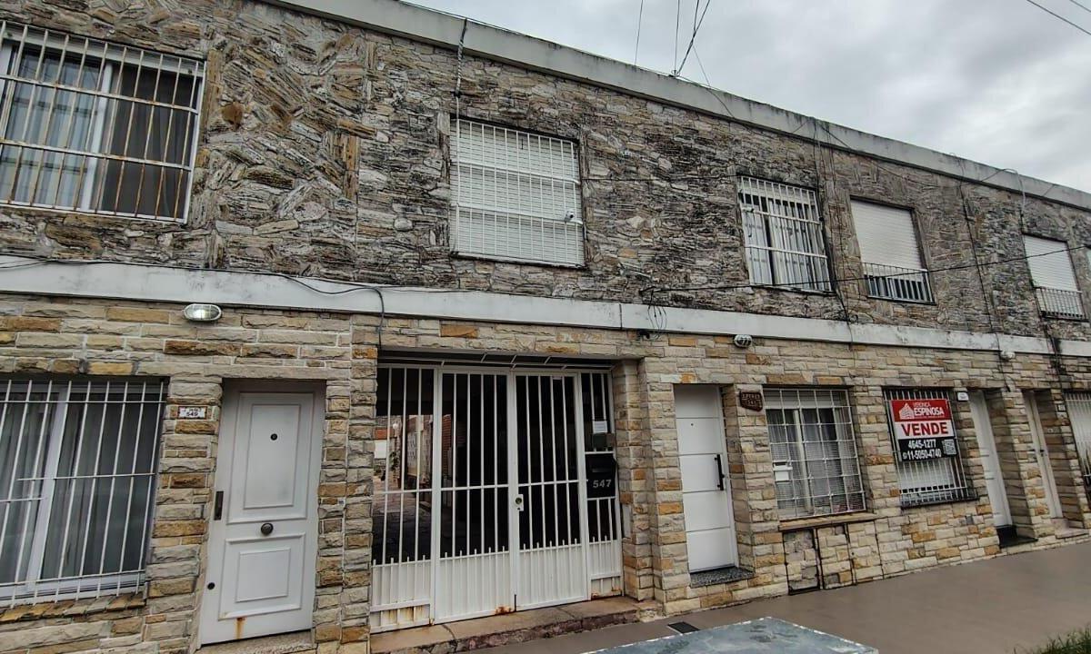 PH de três ambientes com 2 dormitórios em Morón