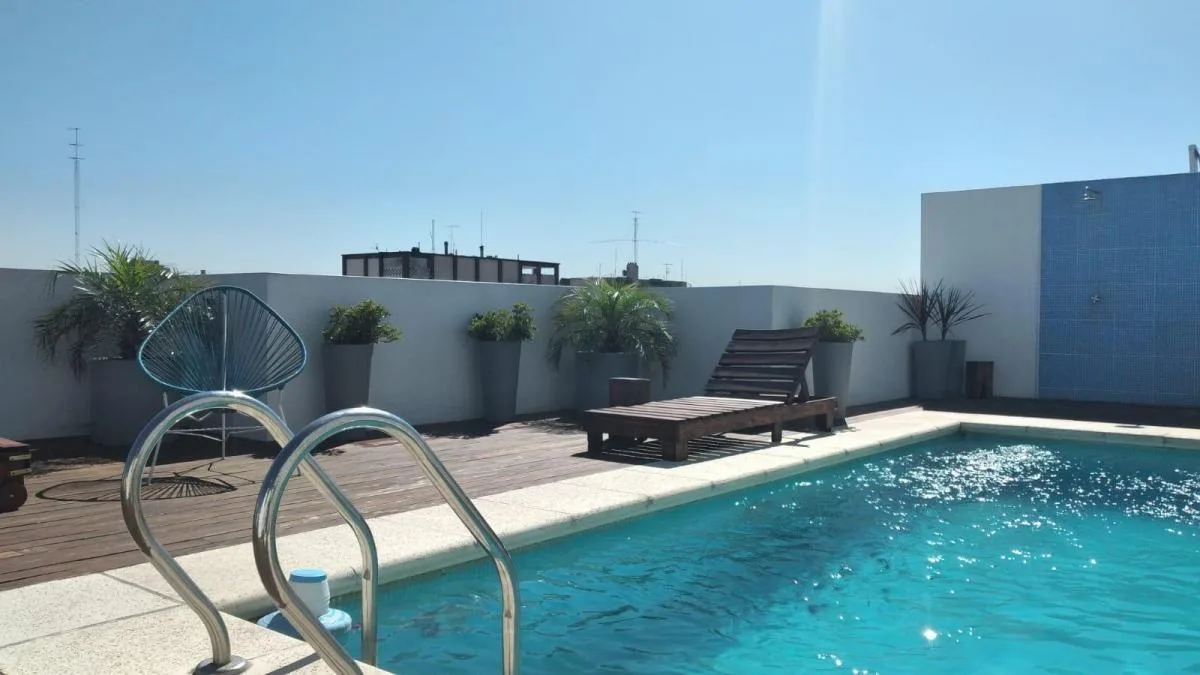 Alquiler Tradicional. Dos Ambientes con Balcón, Dormitorio en Suite y Amenities