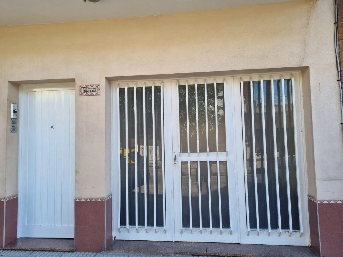 Alquiler Duplex de 3 Ambientes con Entrada de Auto