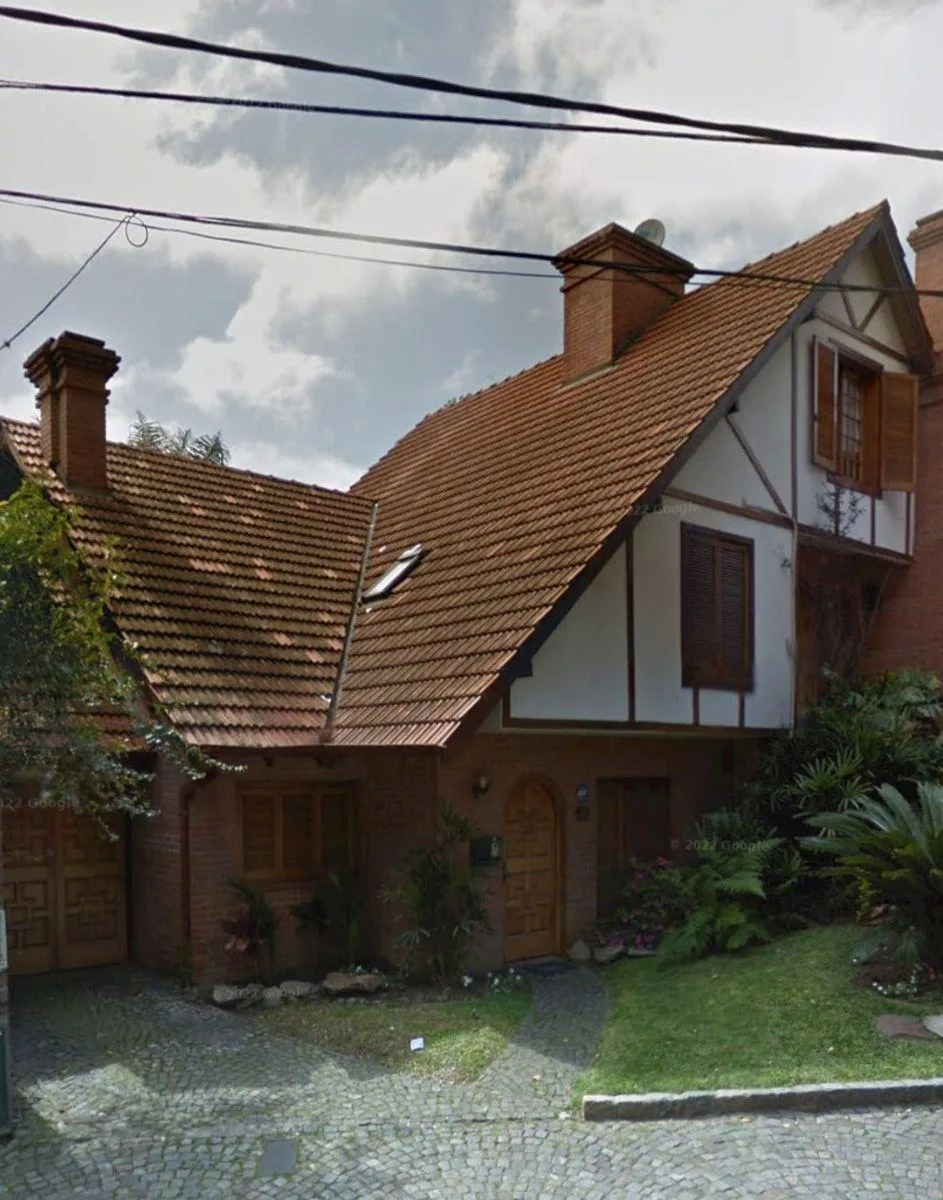 Chalet 2 Plantas a 2 Cuadras Libertador en Zona Muy Tranquila