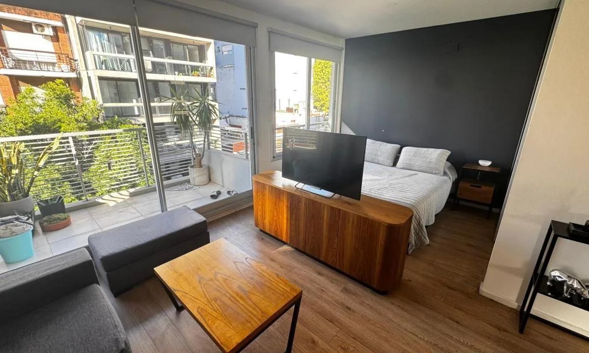 Квартира-студия с балконом в Villa Crespo