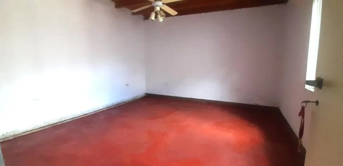 One-bedroom PH house in José C. Paz