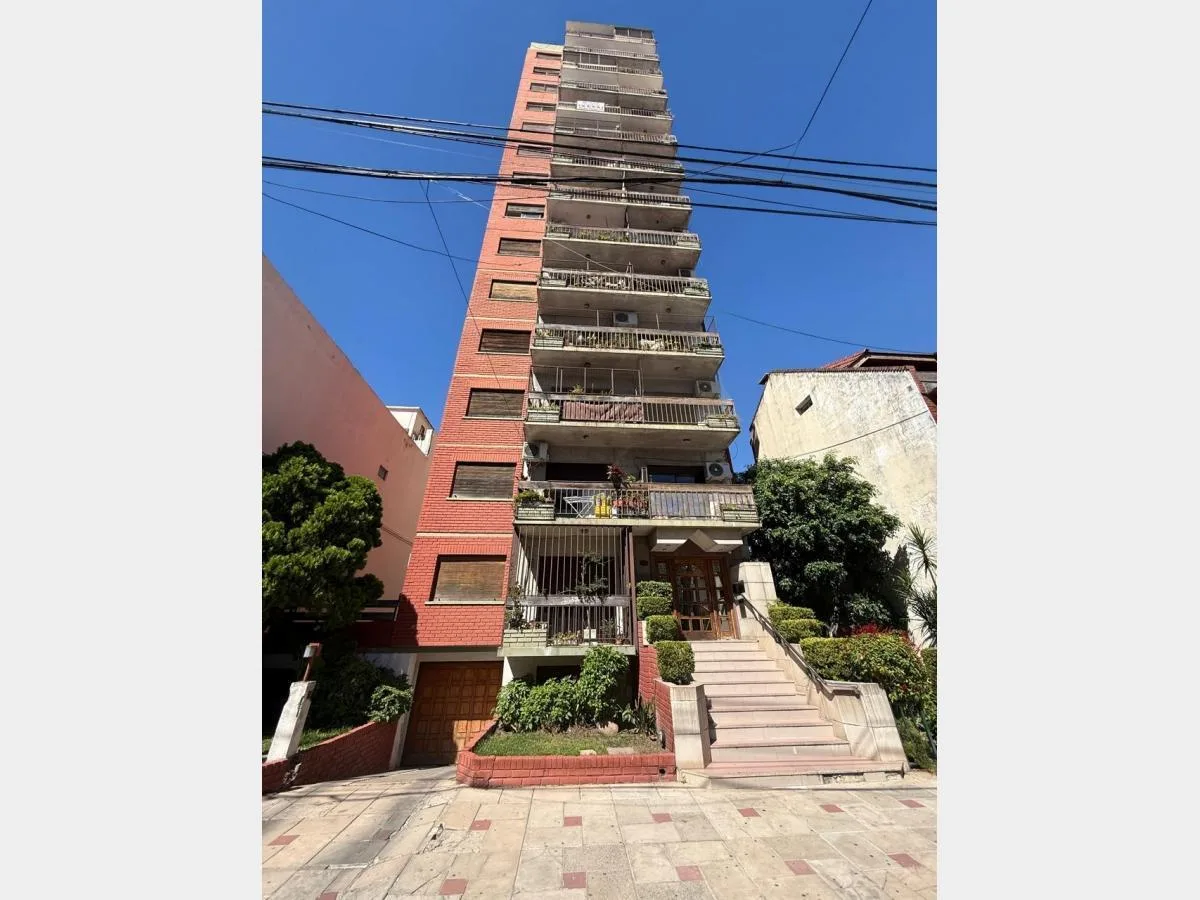 Two-room apartment at the back of the building in Ramos Mejía