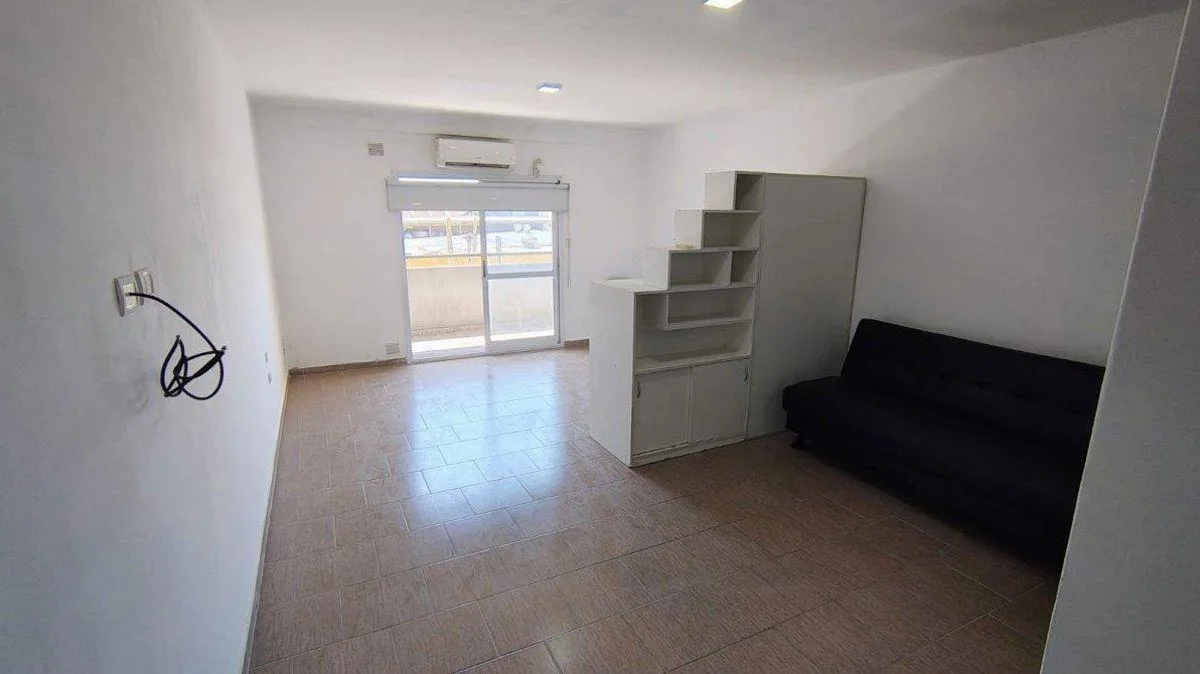 Квартира-студия с парковочным местом в Buenos Aires