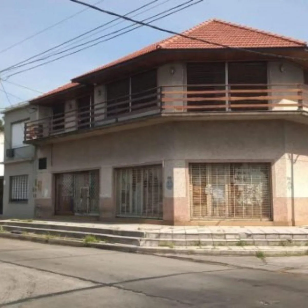 Apartamento de 1 dormitório em Lanús Oeste