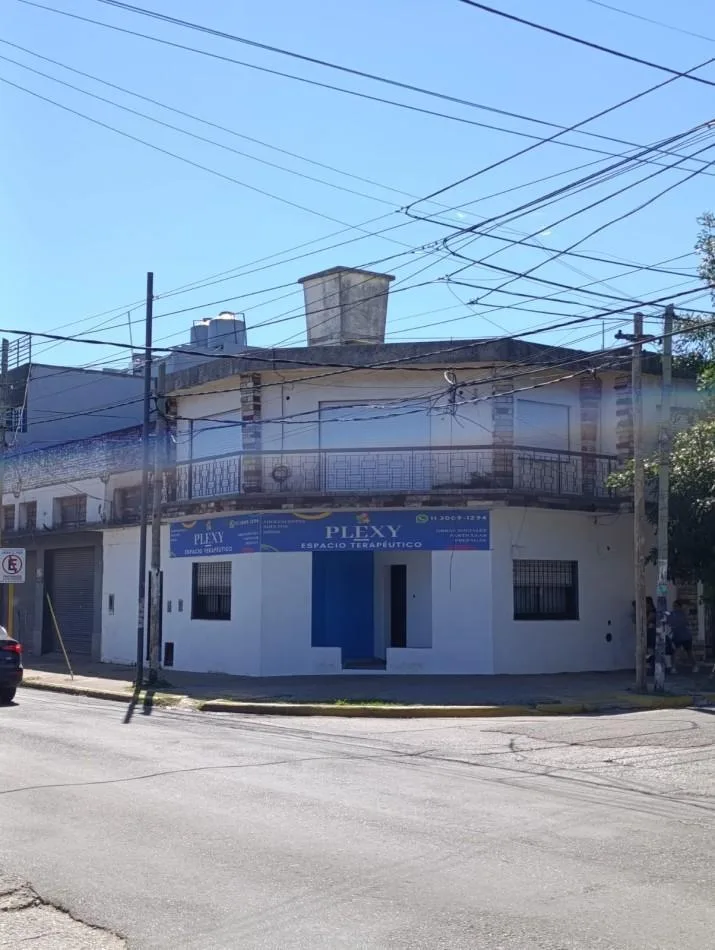 Apartamento com 3 dormitórios e vaga de garagem em José C. Paz