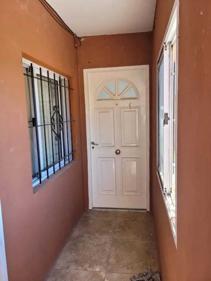 Apartamento de dois ambientes para alugar em José C. Paz
