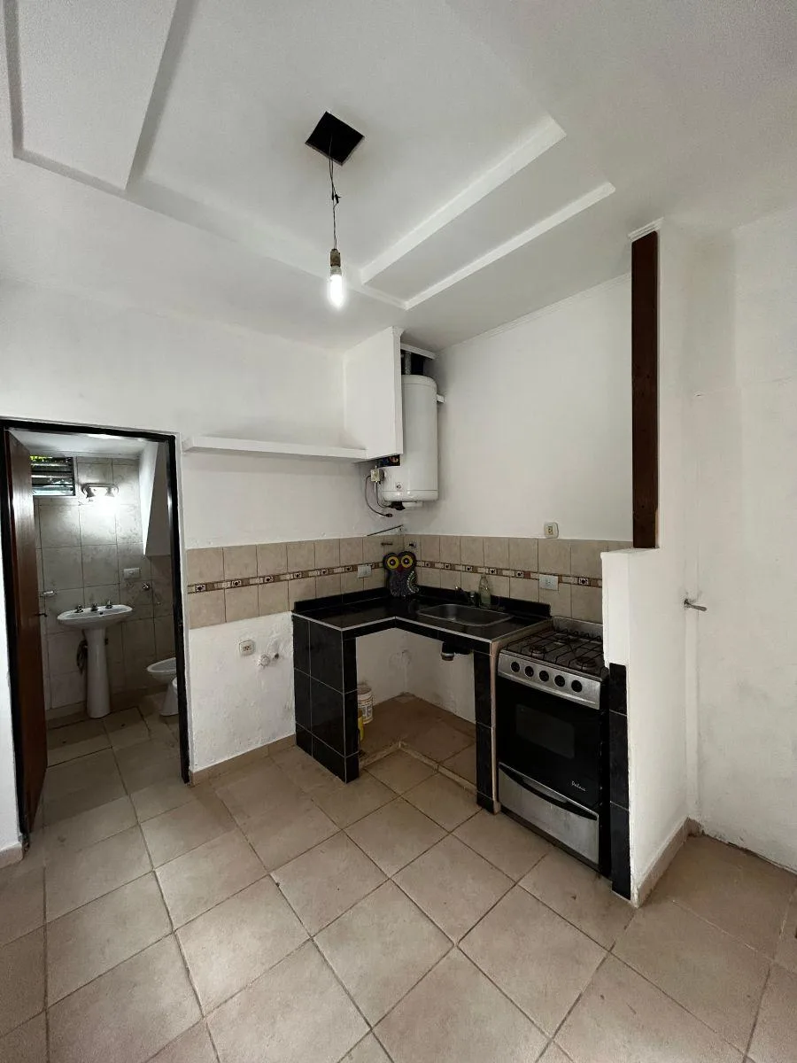 Ground-floor or upper unit PH with 1 bedroom in Tres de Febrero