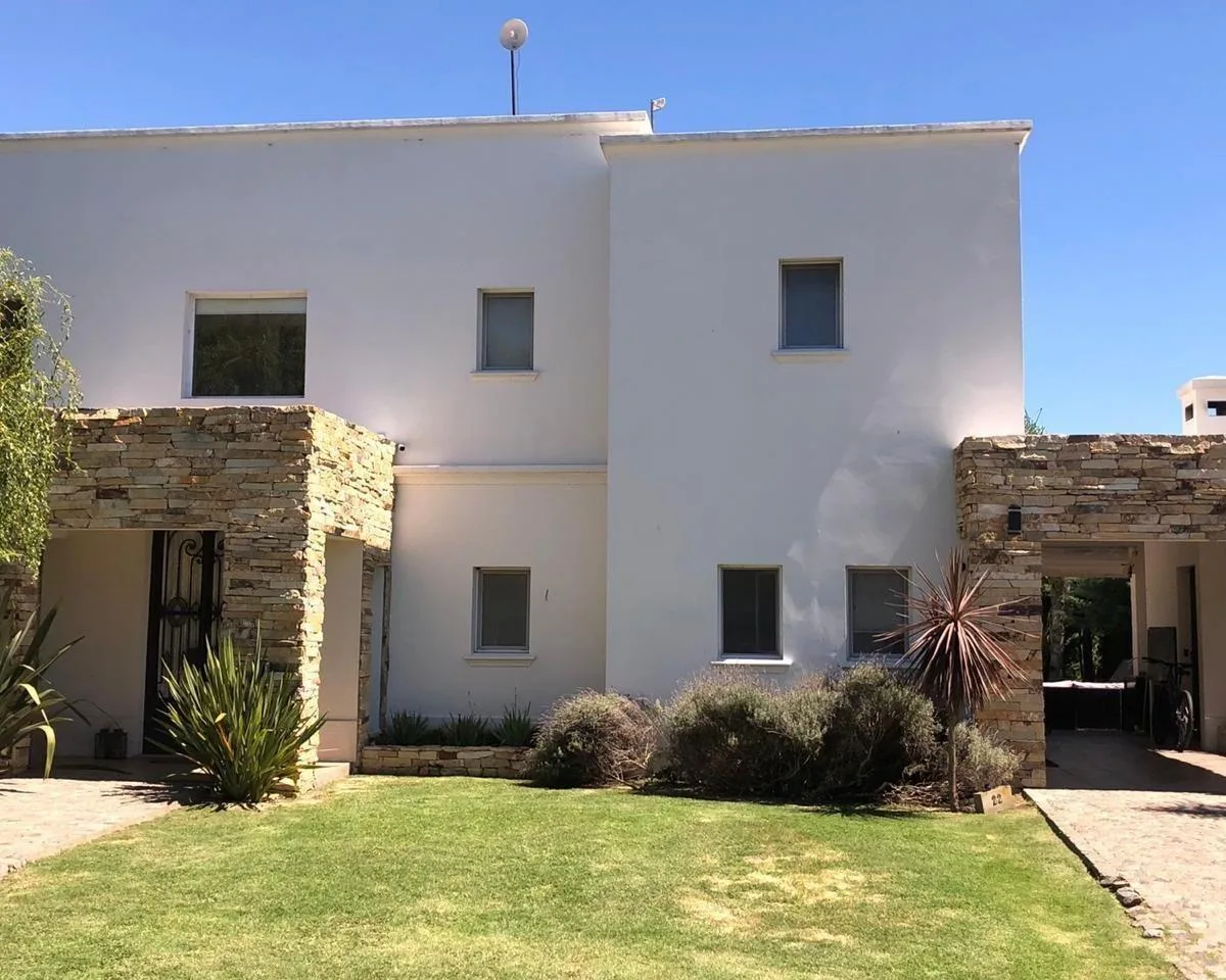 Aluguel anual de casa sem mobiliário parcial em Canning, El Centauro